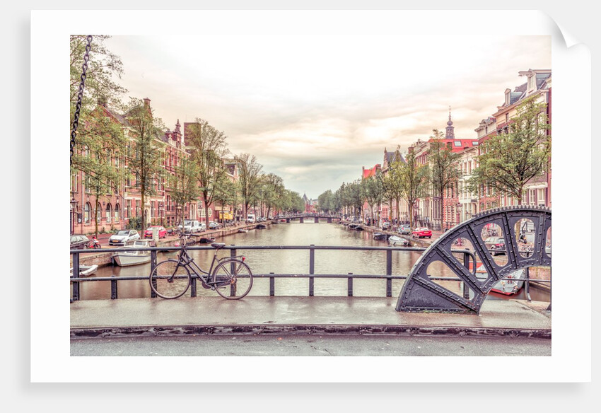 Canal through Amsterdam city by Assaf Frank